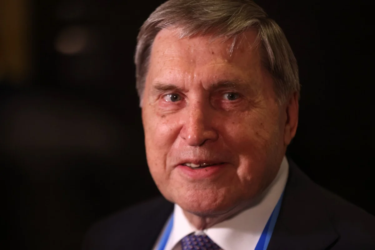 Rússia diz que só negocia a guerra da Ucrânia com os EUA