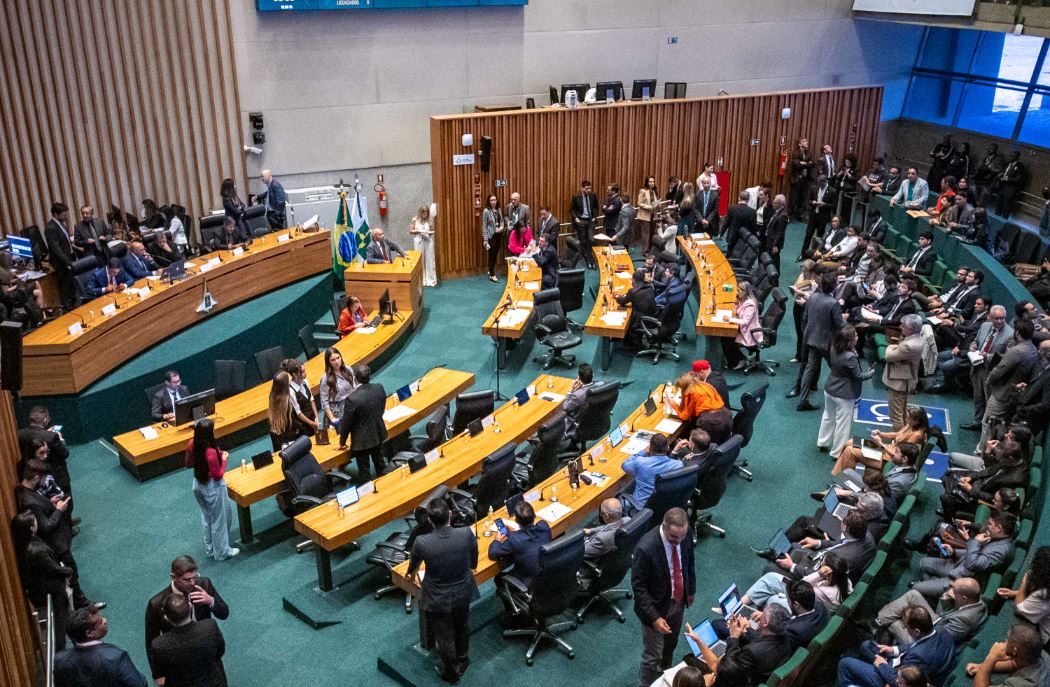 Câmara aprova reestruturação de cargos comissionados da Codhab/DF