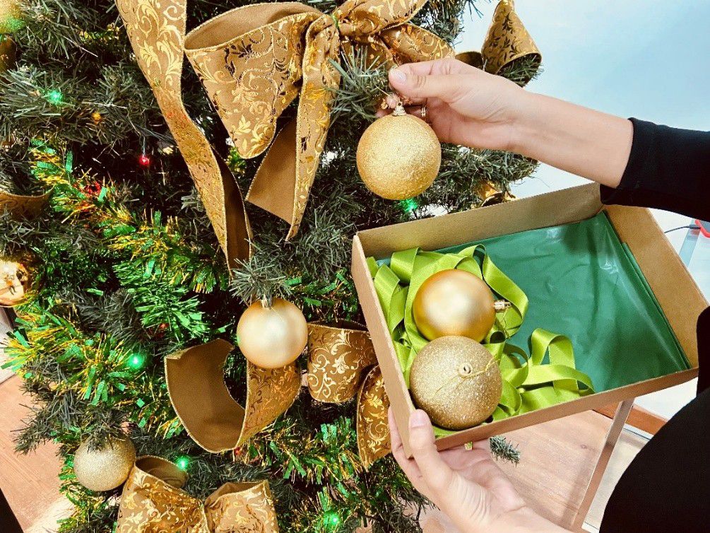 Fim do Natal sem riscos: como desmontar a decoração com segurança e evitar acidentes