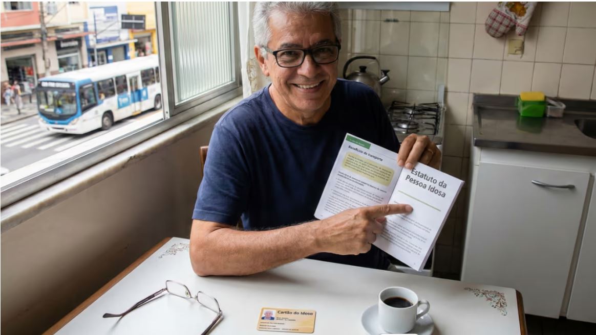 Quem completa 60 anos em 2026 passa a ter acesso a novas gratuidades e direitos