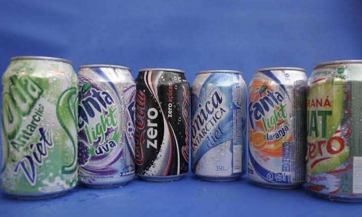 Refrigerante diet, AVC e demência: o que a ciência realmente mostrou
